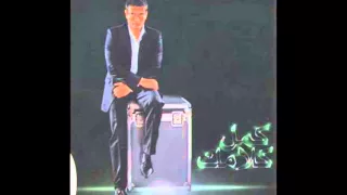 معاك بجد عمرو دياب دندنها