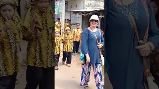 First Steps Ashore in Borneo