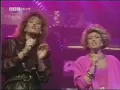 Download Lagu Elaine Paige \u0026 Barbara Dickson - I Know Him So Well (TOTP 1985)