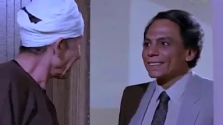 عادل إمام بيتقدم لخطوبة يسرا شوف أبوها عمل فيه ايه على باب الوزير 