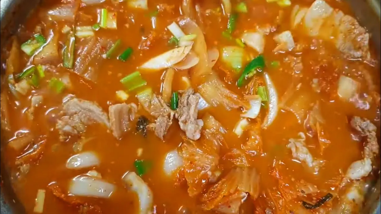 돼지고기김치찌개