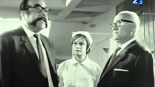 انت اللى قتلت بابايا مدير المستشفى 