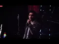 La Mitad - En vivo (Christian Nodal solo)
