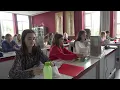 Download Lagu De allereerste maand voor de eerstejaars, hoe is dat?