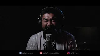 Aku Jatuh Cinta - Broery Marantika cover by Willy Sopacua (Live Record)