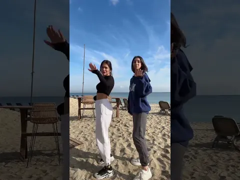 Yazın ortasında kıyafetlerimiz😳 #shorts