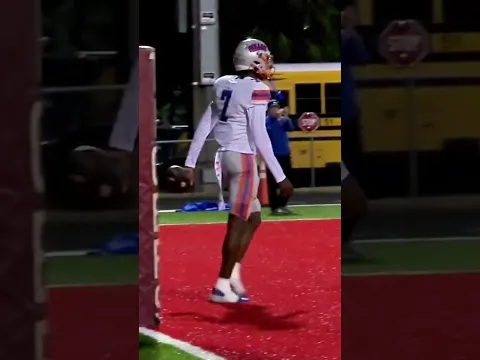JACKSON FLOWERS SAYS GIVE ME THE ROCK AND GET OUT THE WAY! ๐ธ๐