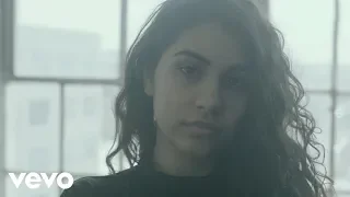 Alessia Cara Scars To Your Beautiful ویدئوی رسمی 