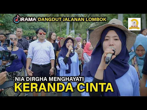 Download MP3 PENJIWAAN TERDALAM NIA DIRGHA MENYANYIKAN LAGU KERANDA CINTA SAMBIL HUJAN HUJANAN DI JALAN