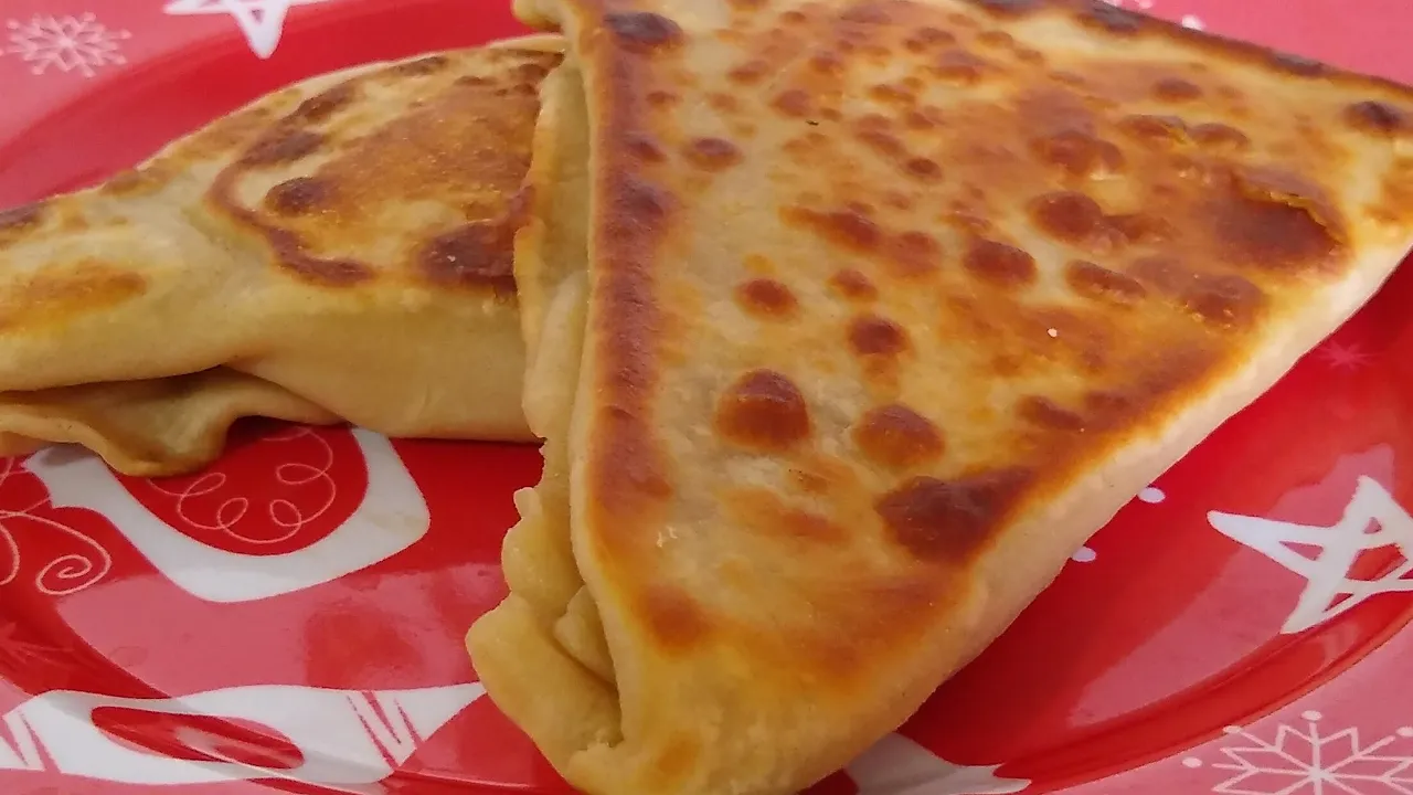 Olá pessoal, vou mostrar para vocês como fazer uma panqueca de banana usando 2 ingredientes. Veja aq. 
