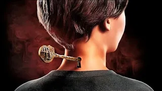 ولد صغير بيكتشف فى بيته مفاتيح سحريه بتديلو قوه خارقه وباء قادر يتحكم فالناس 