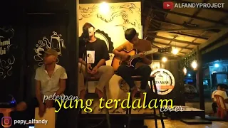 Download Yang terdalam - peterpan | Live akustik cover sekawan cafe MP3