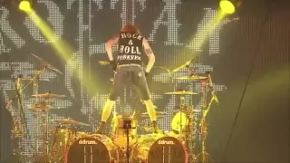 Download Scorpions - Kottak Attack live Get your sting and blackout MP3