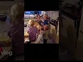 Download Lagu Mama JARIG! 🎉 Cadeaus \u0026 Pannenkoekenfeest 🥞 | Familievlog
