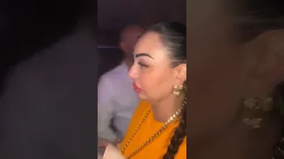 شاهد فضيحة الشابة وردة شارلومانتي يطردونها من الملاهي وردة قصمت فيا النص 