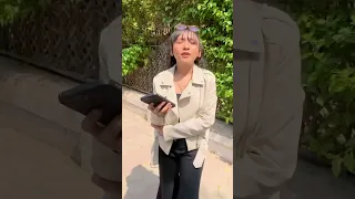 يابا خدني جوه حضنك نفسي احكي وأقول كلام كتير               دندنها