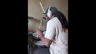 محمود عبد العزيز عشان القاك درامز جيتار و كيبورد ريقي Mo Ali ريقي سوداني 