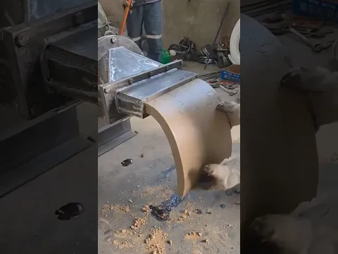 GIANT CLAY flows like this?! 😳🧱⚙️ #shorts #tech #engineering #industrial #manufacturing
