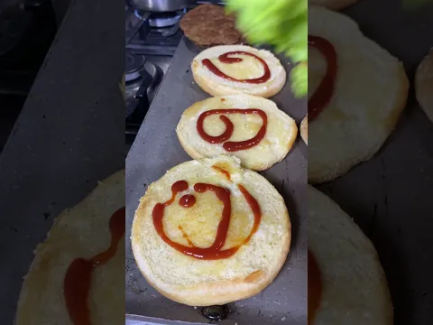 Hamburguesas con chicharrón