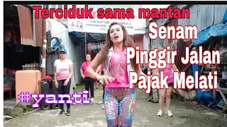 Download Senam Zumba terbaru TERCIDUK SAMA MANTAN di Pinggir jalan. MP3