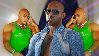 أكتر حد مغرور ممكن تشوفه في حياتك     اندرو تايت دندنها