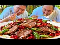 Download Lagu 摘5斤辣椒，二弟做“辣椒爆炒牛肉”，香辣下飯一人一碗乾撐了！【鐵鍋視頻】
