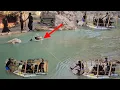 Download Lagu EPIC SHEEP CROSSINGaRUSHINGRIVER🐑🌊 | TraditionalIranian Bread BakingwithAkram BanooOmid\u0026AliHelpKazem