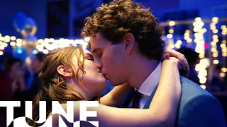 only us ben platt and kaitlyn dever dear evan hansen 2021 tune