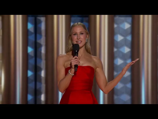 Golden Globes 2025 | Nikki Glaser presenta Sharon Stone