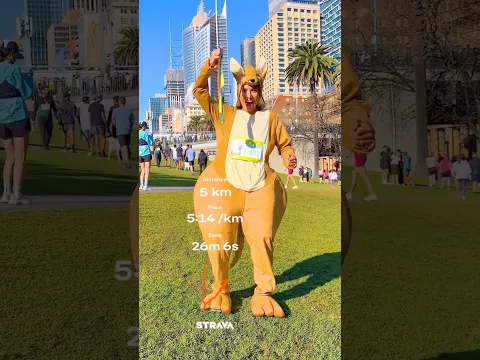 Just a KANGAROO getting her MEDAL at the SYDNEY MINI MARATHON 🦘😂🥇#running #funny  #marathon