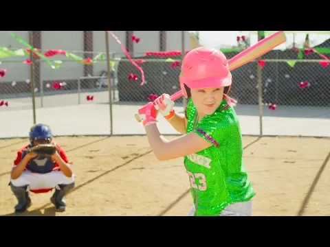 Download MP3 JoJo Siwa - HIGH TOP SHOES (Official Video)