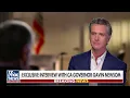Download Lagu MELTDOWN: Fox News verliest eindelijk zijn evenwicht door Newsom | Another Day