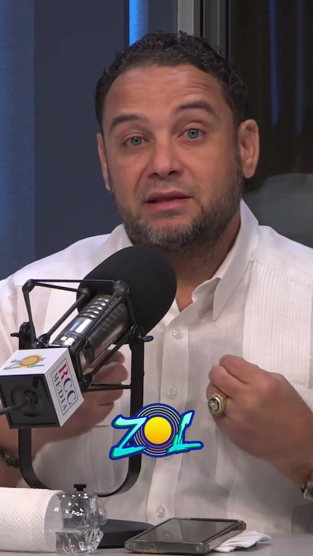 ABINADER ESTÁ SALVANDO AL PRM