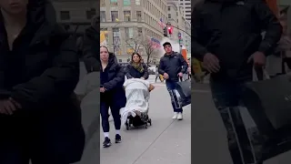 People S Reactions Nyc Walkingdownthestreet Peoplesreactions Reactions Model Reactionvideo 