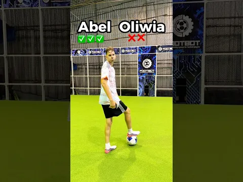 BOY VS GIRL! (FOOTBOT EDITION)