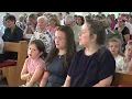 Download Lagu OBITELJ GRBAVAC IZ LOS ANGELESA DAROVALA KIP SV. IVANA KRSTITELJA RODNOJ ŽUPI