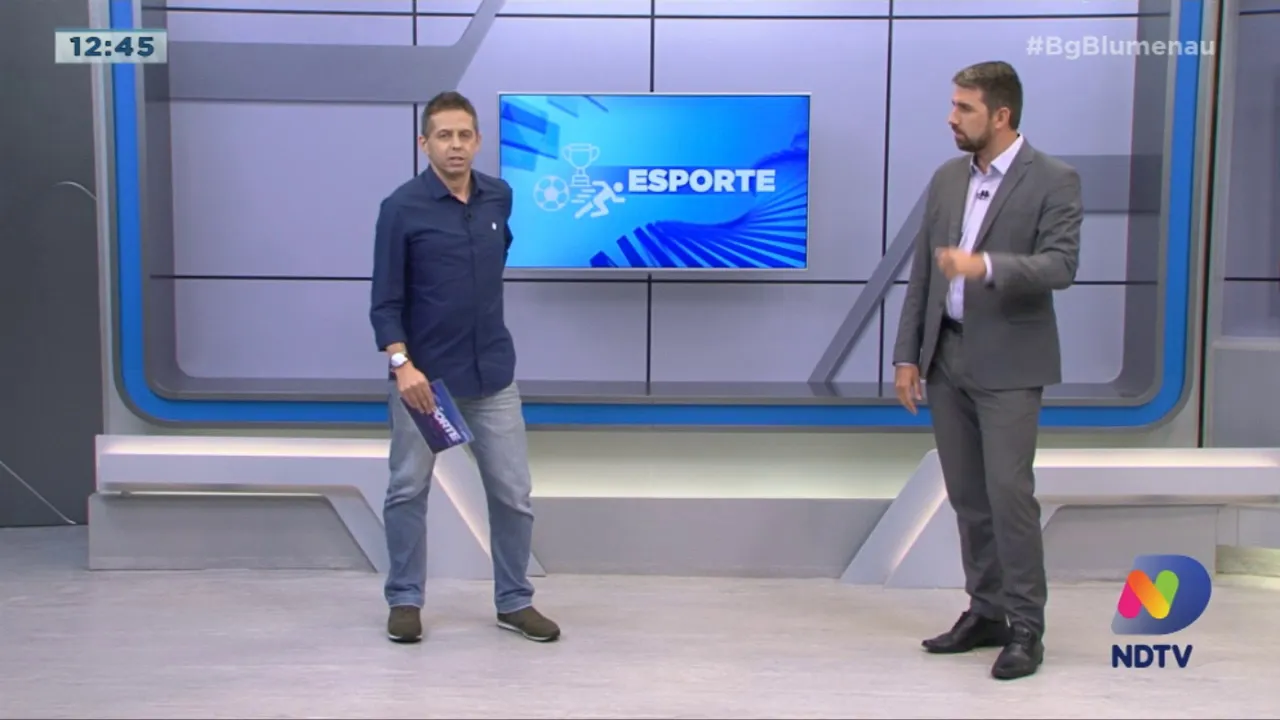 Esporte no BG: Defesa Civil encerra partida de futebol em Blumenau