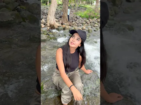 Cute sa waterfall….😍 #payalpanchal #shorts #waterfall #barish #monsoon #payalvlog