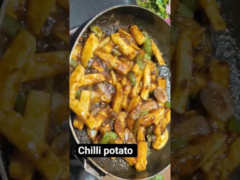 बहुत ही आसान तरीके से बनाएं चिली पोटैटो !! chilli potato !!