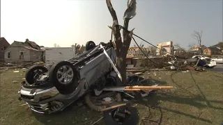 Severe storms pummel the Midwest