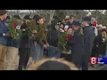 Local family honors grandfather by placing wreaths at veterans cemetery in Middletown