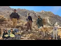 Reallifeof nomadsinthe mountains|Survivalinharsh conditions,collectingfirewoodand traditionalcooking