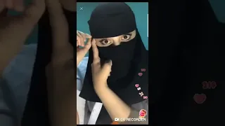 تانجو لايف منقبة مولعة تلحس اصبعها على البث في حركة غريبة شاهد لا يفوتك            دندنها