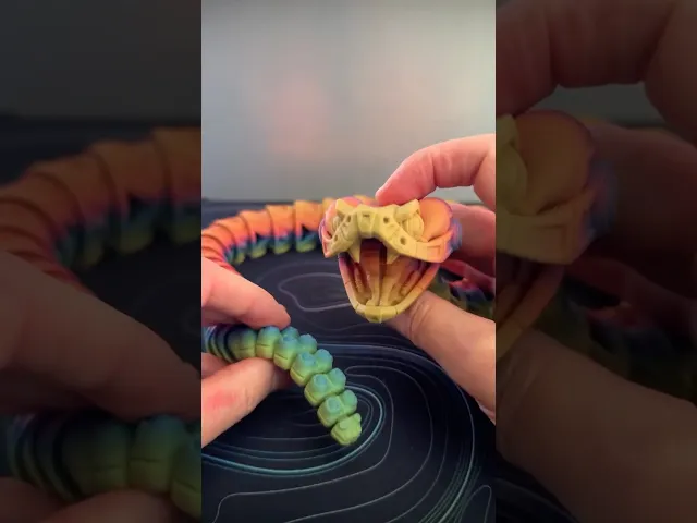 RoboRattler - Robot Rattlesnake - Articulated Figure video thumbnail