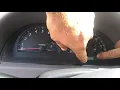 How to reset maintenance light un Toyota Camry 2004 como borrar la luz de mantenimiento requerido