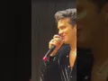 Lagu Luan cantando as lembranças vão na mala no casamento de Dani calabresa