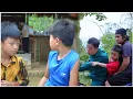 Download Lagu Phuong and her son were less worried when they saw that the boy's health had improved.