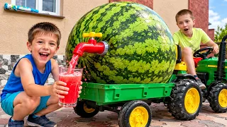 Kids learn how to make fresh juce and  Ice Cream with Damian and Darius