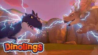 Jurassic World Dinosaur Battle | Triceratops vs Carnotaurus | Dinolings Official