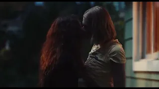 Euphoria 2x03 Kissing Scenes Rue and Jules Zendaya and Hunter Schafer